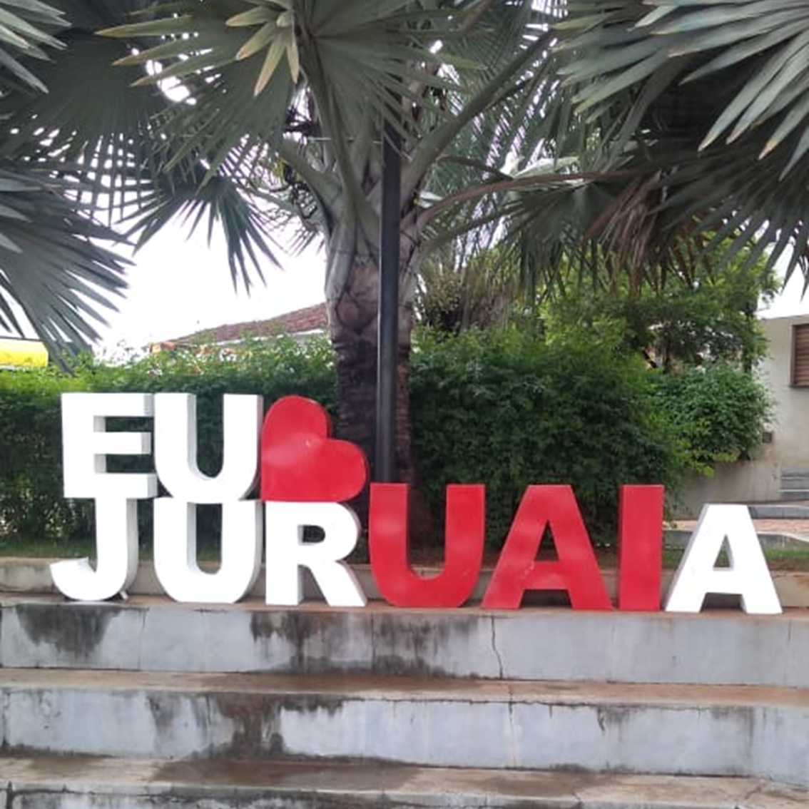 Letreiro Eu Amo Juruaia